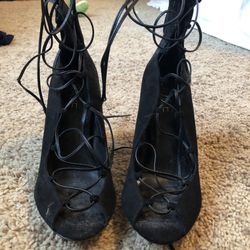 Lace up heel
