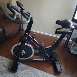 ProForm 400 SPX Upright Exercise Bike with 40 lb. Enhanced Flywheel


