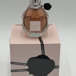 NEW Viktor & Rolf Flower Bomb  EAU DE PARFUM 50 ml  Floral Iconic Perfume Women’s 