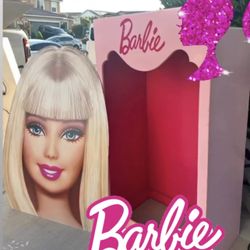 Barbie box & head prop