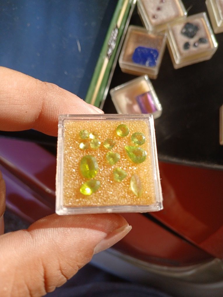 Amethyst, Lonblu Topaz, Citrine, Opal, Etc IN VARIOUS CUTS AND WEIGHTS