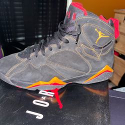 Jordan 7 (9.5)