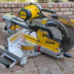 Dewalt Double Bevel Compound Miter Saw Model Number Dws779