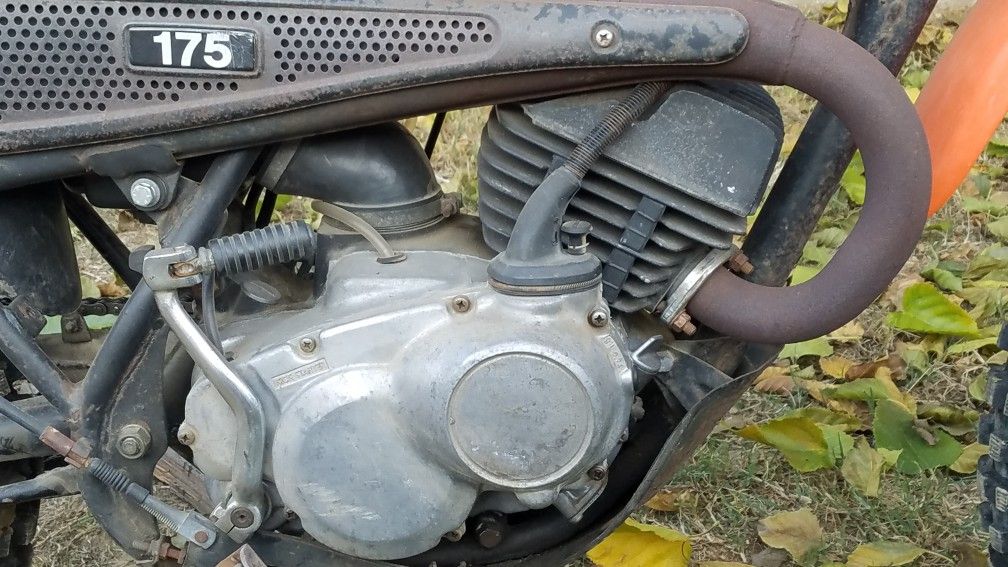 1979 Kawasaki KD175 Dirt Bike MX for Sale in Hacienda Heights, CA OfferUp