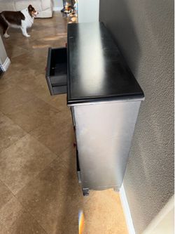 Thin Dresser