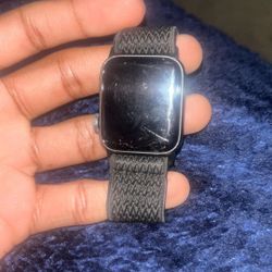 Apple watch series 5 40mm Gps+ Cellular