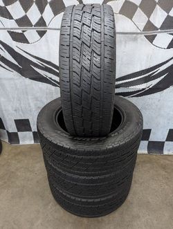 LT 275/60r20 "Near Brand New" Toyo Open Country H/T II Load "E" Tires