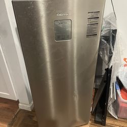 KLASSE  REFRIGERATOR.  (. Korean. Style. ). 