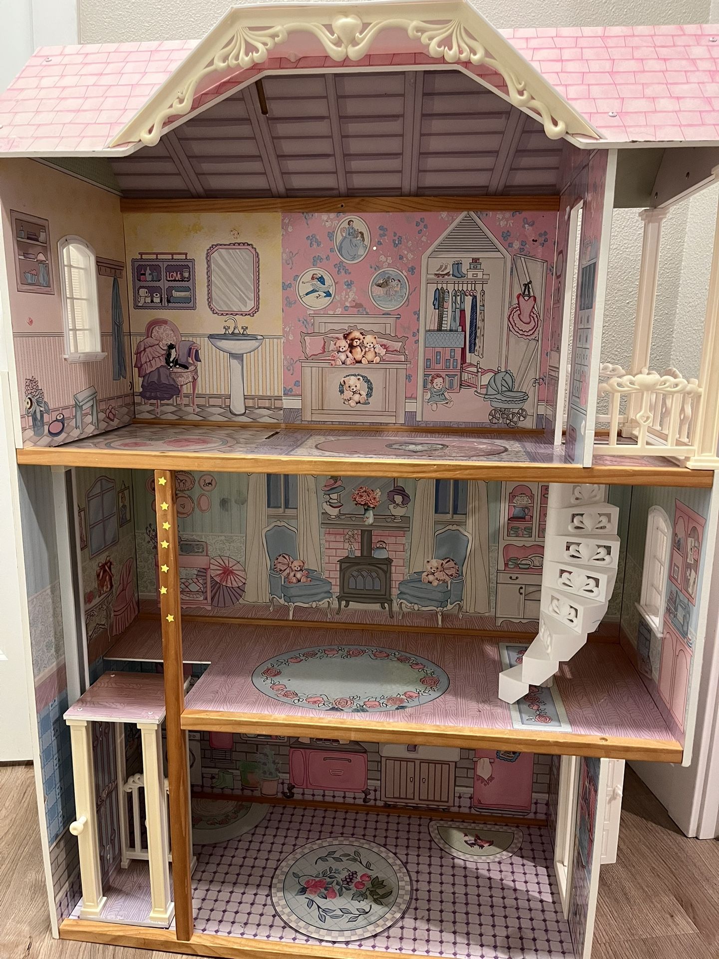 Doll/Barbie House