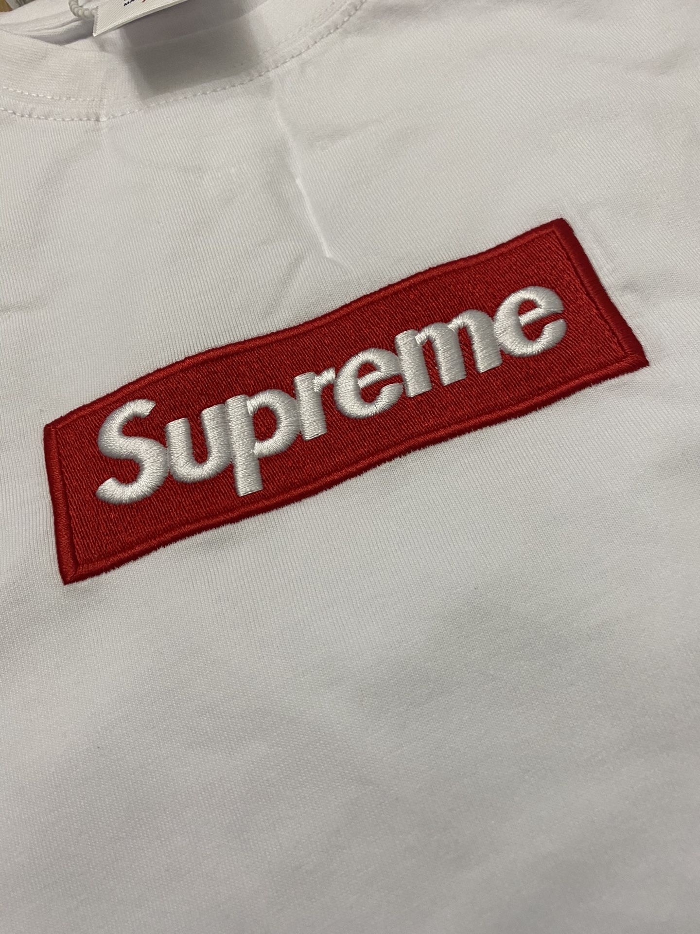 SUPREME SHIRT