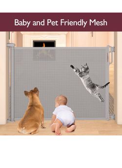 Retractable baby gate 4” ft height x 7”width
