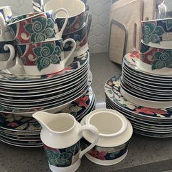 Christopher Stuart - Pasha’s Palace Optima Fine China Collection