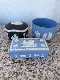 Wedgwood Jasperware 3-Piece Collection