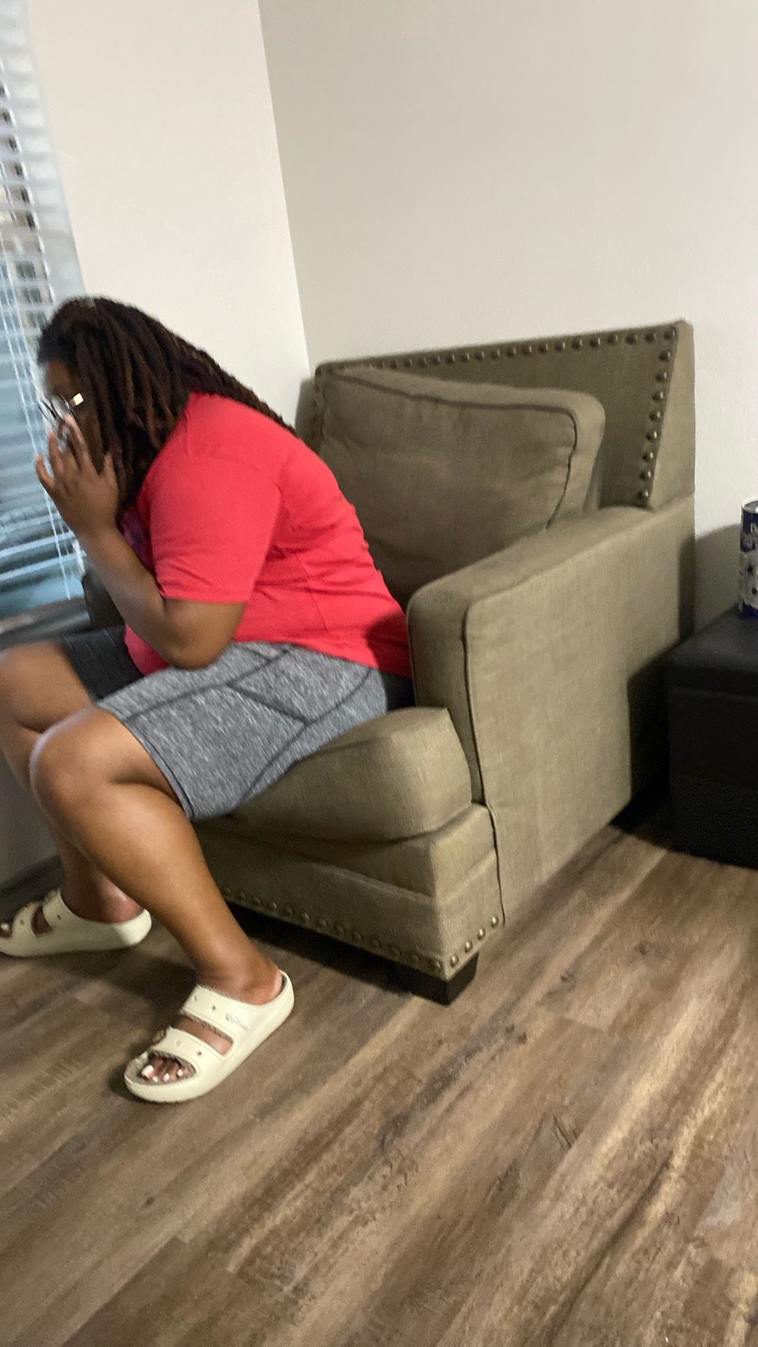 Single Chair