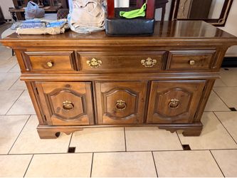 Wood dresser