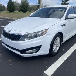 2012 Kia Optima- ONLY 101k Miles
