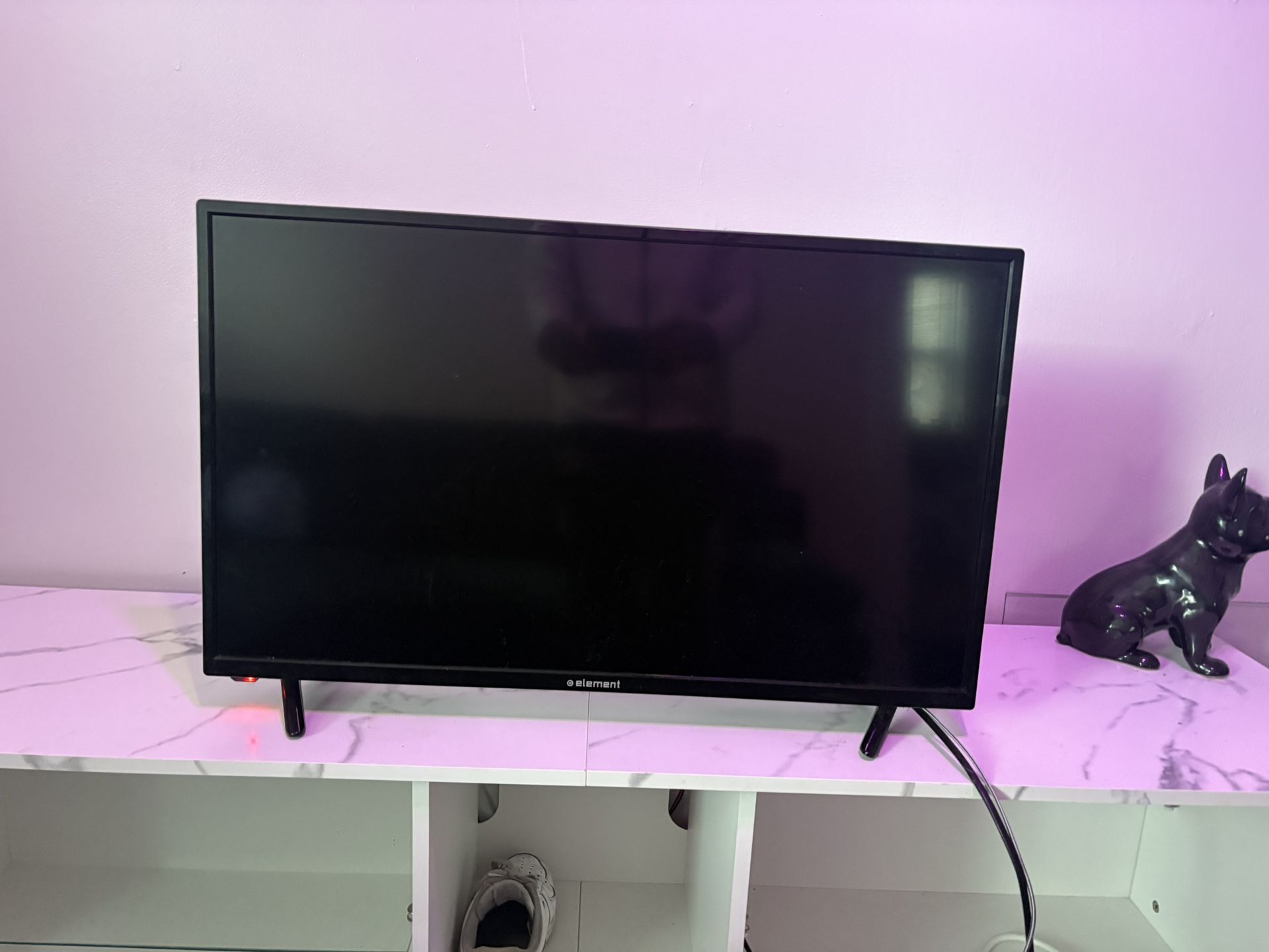32 inch Element TV