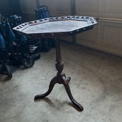 Antique Table Stand 