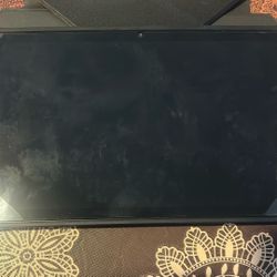 Samsung Galaxy Tab 7 With Screen Protector And Case
