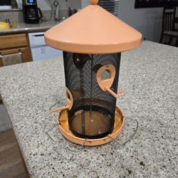 Bird Feeder 