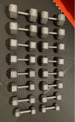 Set Of Cast Iron Hex Dumbbells From 10# To 45# Total Of 440 lbs Basically New