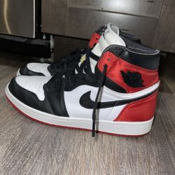 Air Jordan 1s “Satins” Size 10 (M) 
