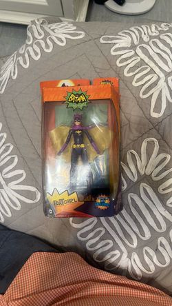 DC Batman Classic TV Series Batgirl Action Figure