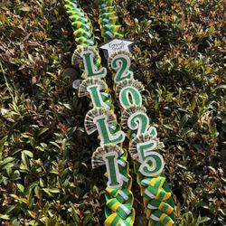 Graduation Ribbon Lei 