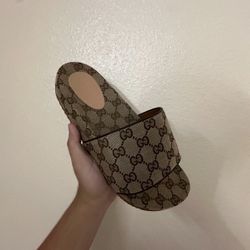 Gucci Slippers 