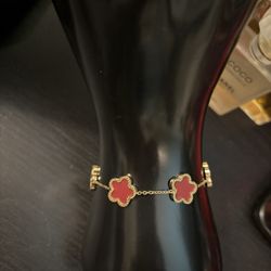 Elegant Red Clover Bracelet