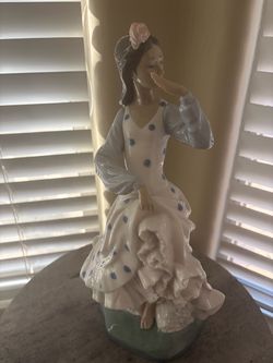 Statue