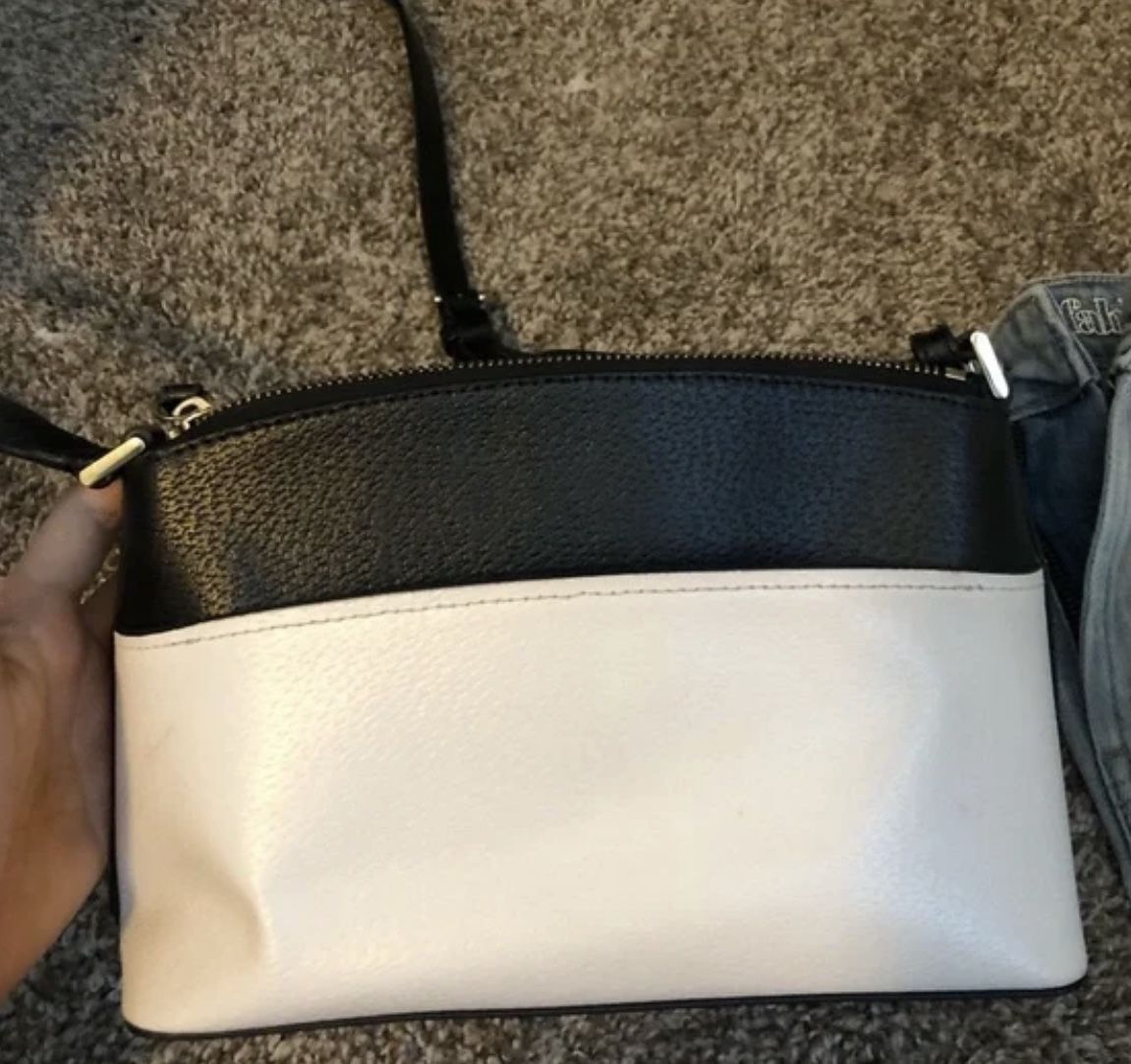 Kate spade black & white crossbody purse