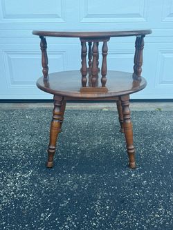 Round Wood End Side Table with Lower Shelf, Brown Medium Wood, Living Room