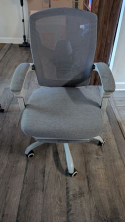 Ergonomic chair