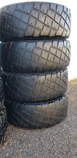 General Grabber 35x12.50R20 tires