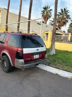 2004 Ford Explorer