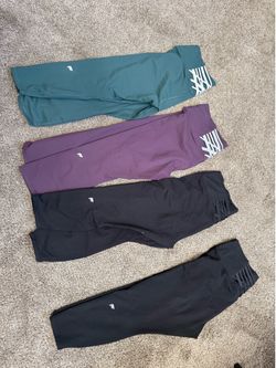 Fabletics xxl/1x powerhold high waisted leggings $25 each