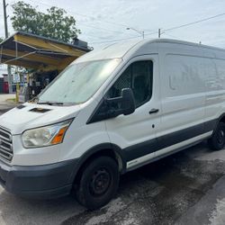 2015 Ford Transit Cargo