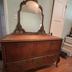 3 Drawer Dresser With Mirror 