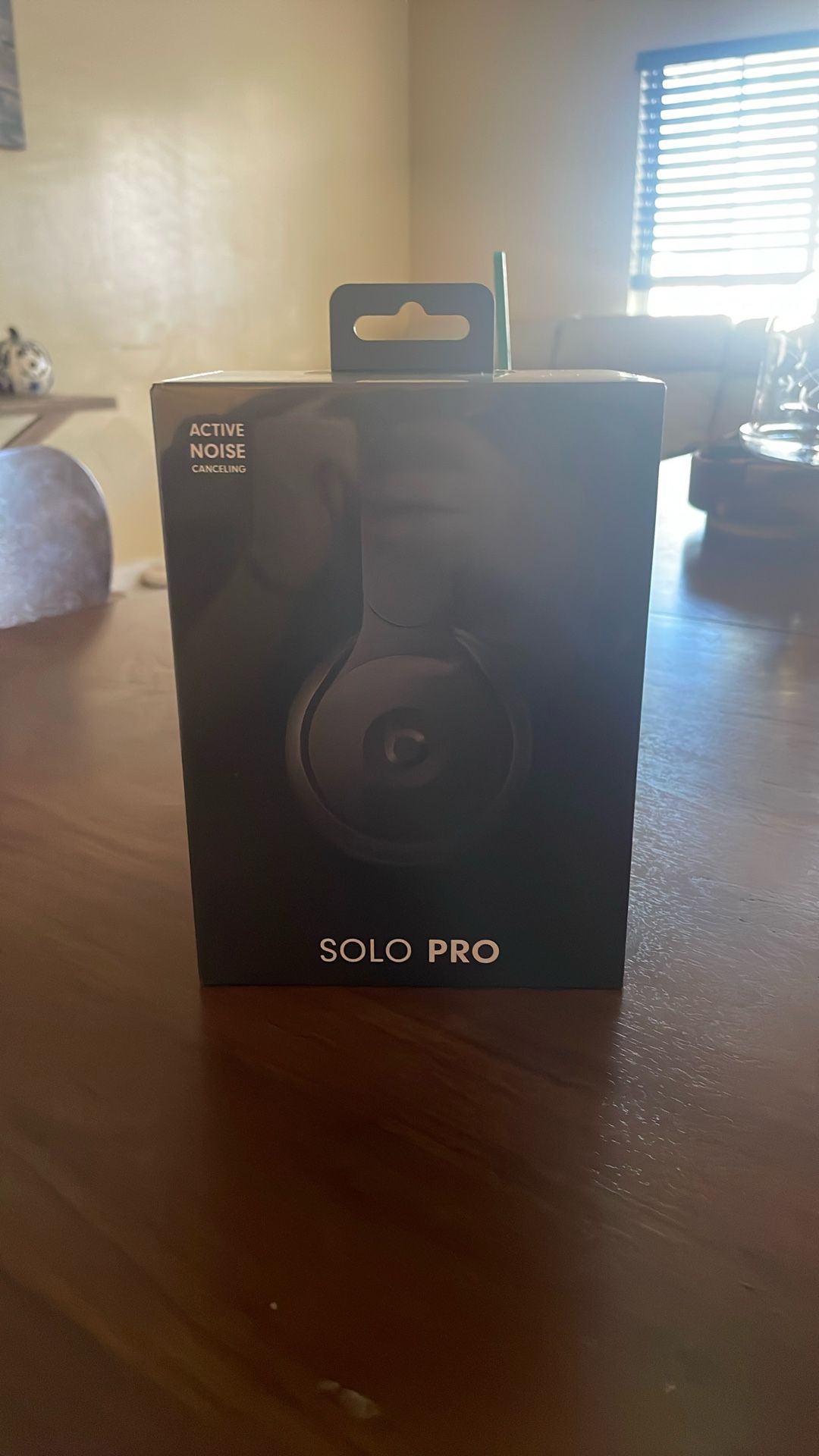Beats Solo Pro