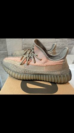 YEEZY BOOST 350 V2 size 10.5