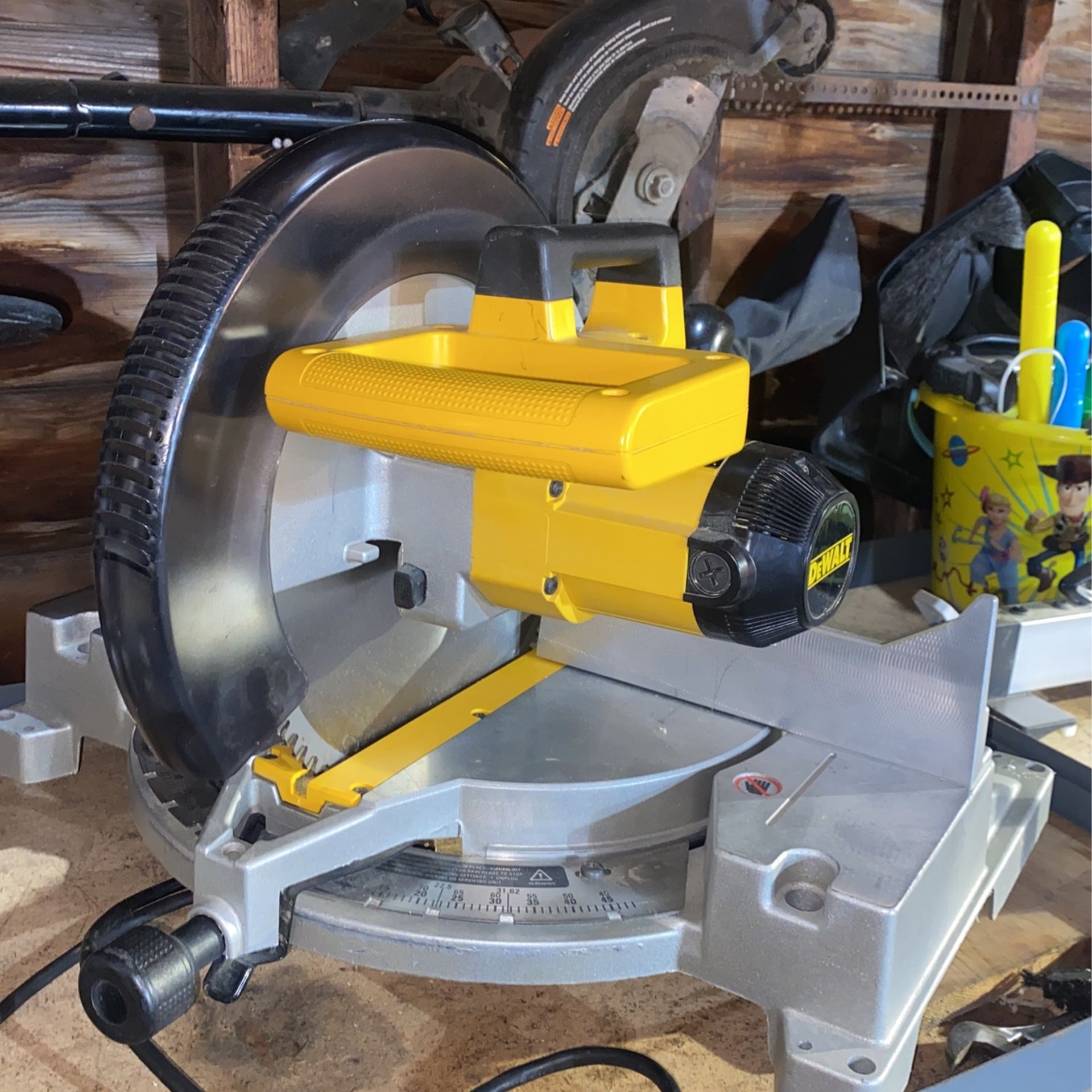 12in Dewalt Miter Saw