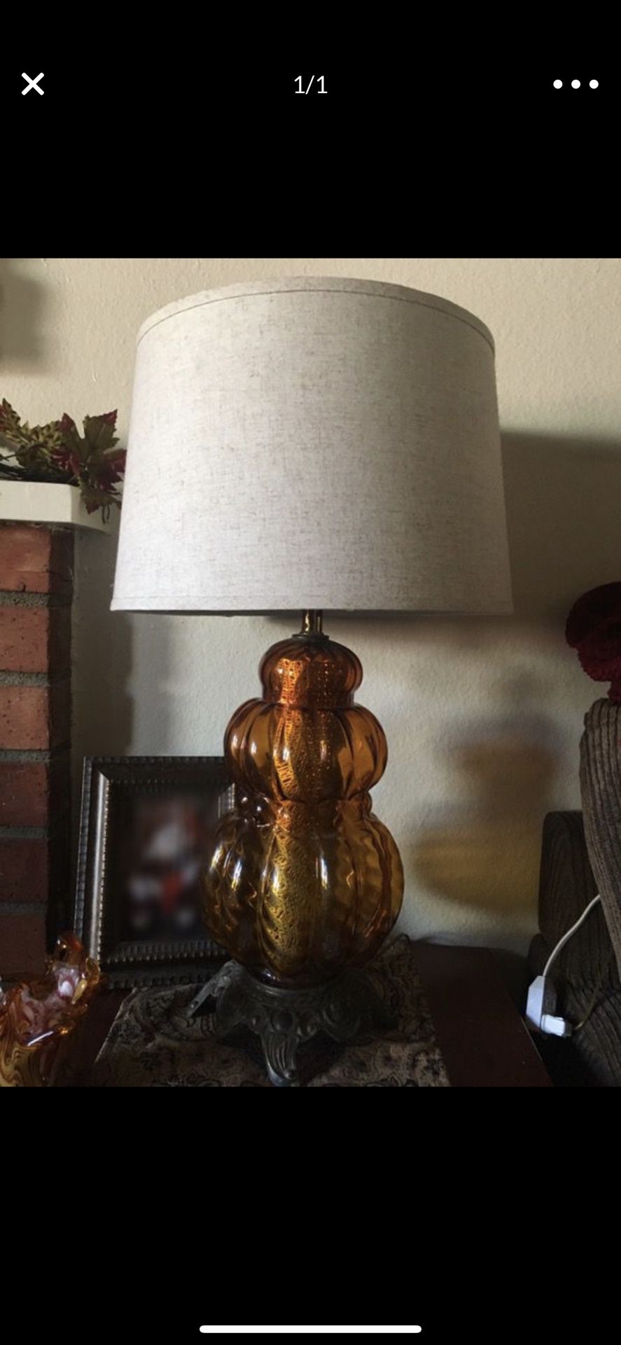 Vintage Lamp w/ Lighted Base