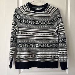 Old Navy Sweater Size M