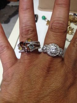 Anillos