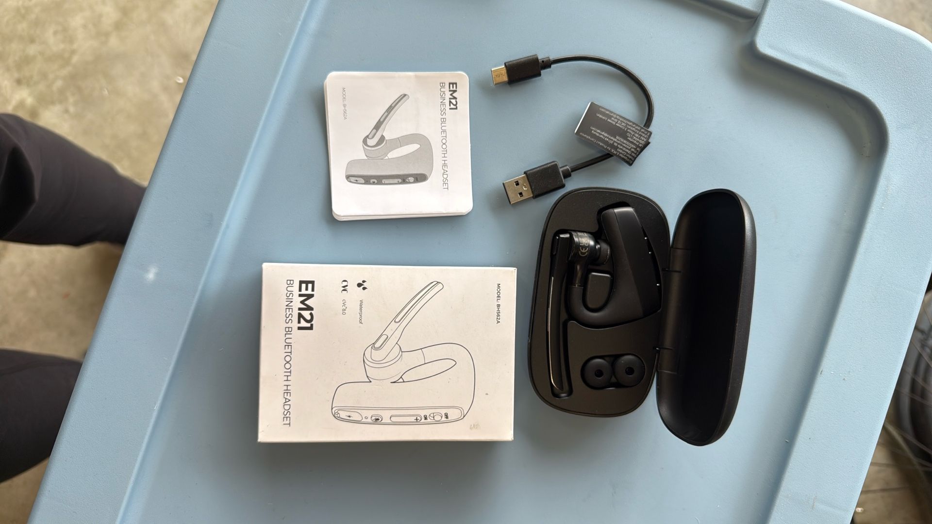 Business Bluetooth Headset Single Ear Brand New