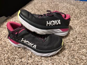 Women’s sz 8.5 Hoka One One Bondi 7