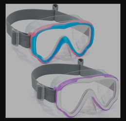 Swim goggles