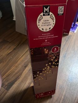 Members mark Pre Lit Blossom Pathway Lights Set of 3