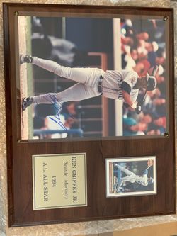 Ken Griffey Jr Auto Plaque